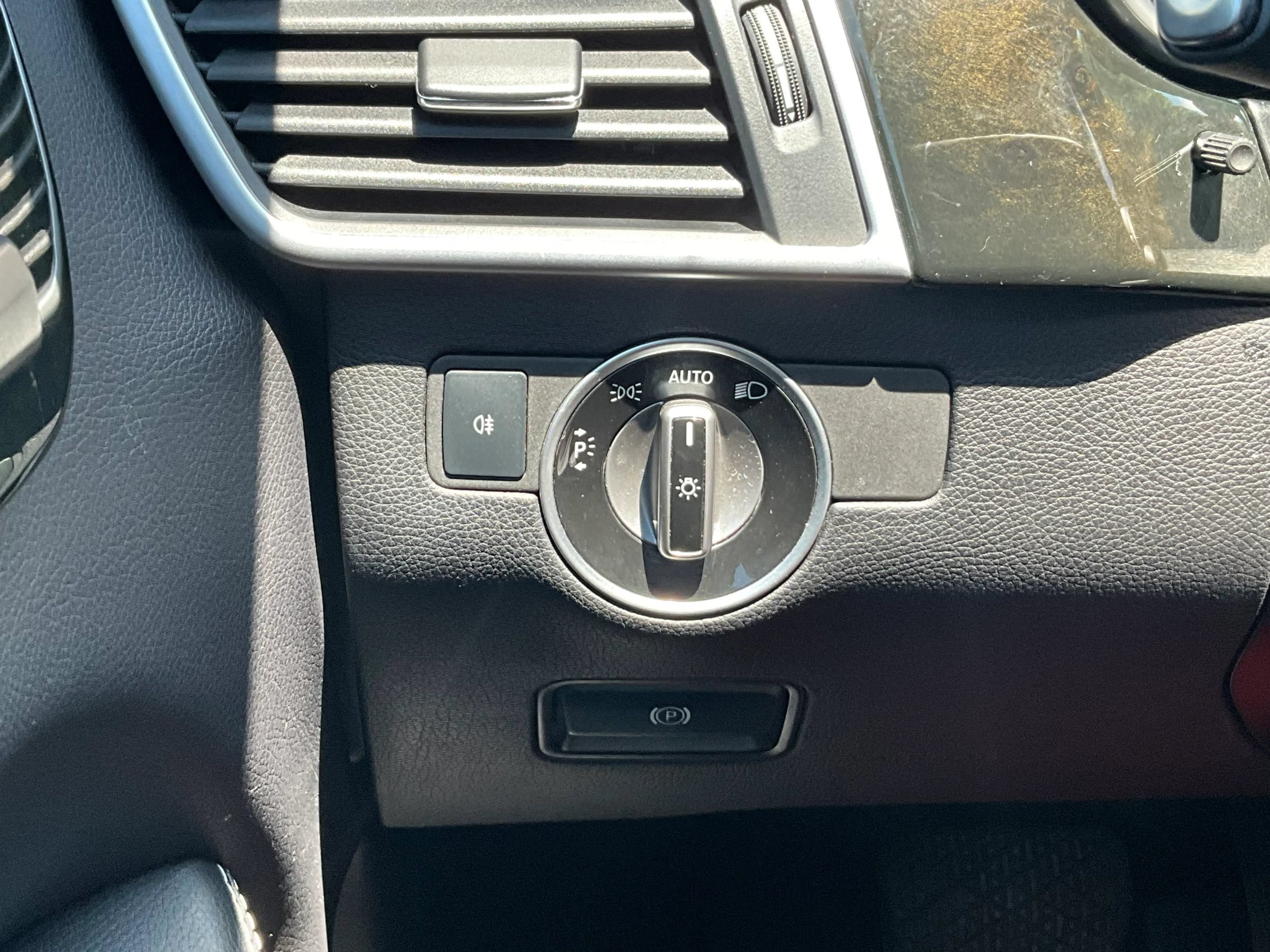 Used 2016 Mercedes-Benz GL 320 BlueTEC 4MATIC image 31