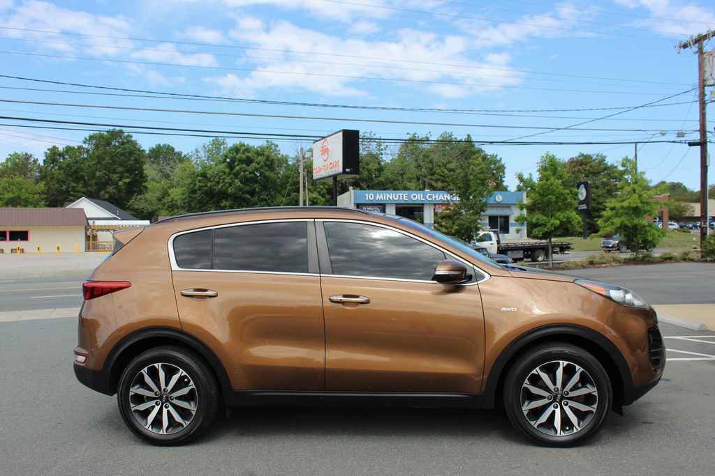 Used 2019 Kia Sportage EX w/ EX Premium Package AWD/4WD image 4