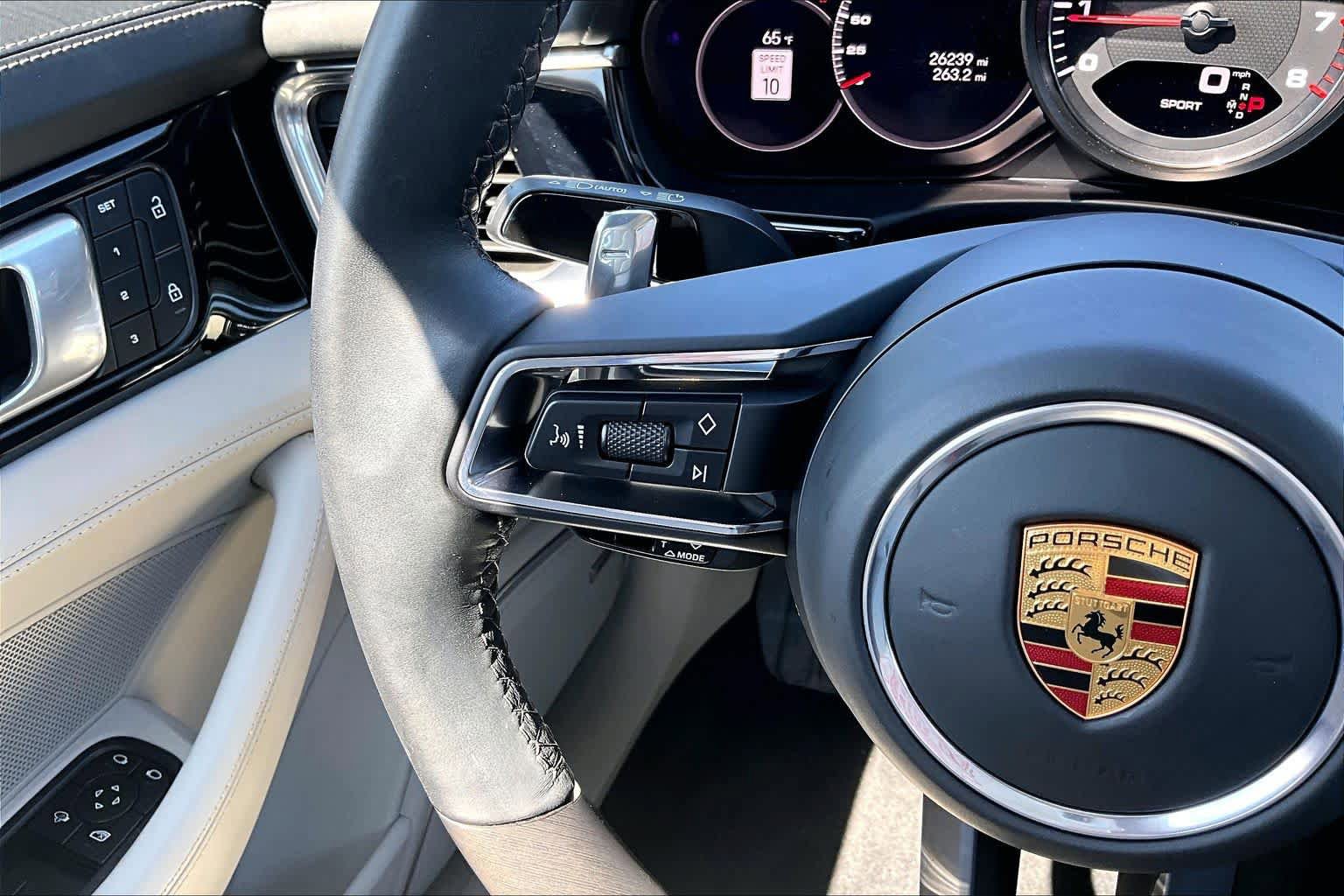 Used 2022 Porsche Panamera 4S AWD/4WD image 22