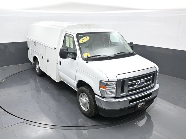 Used 2024 Ford E-350 and Econoline 350 Super Duty w/ Power Windows & Locks Group