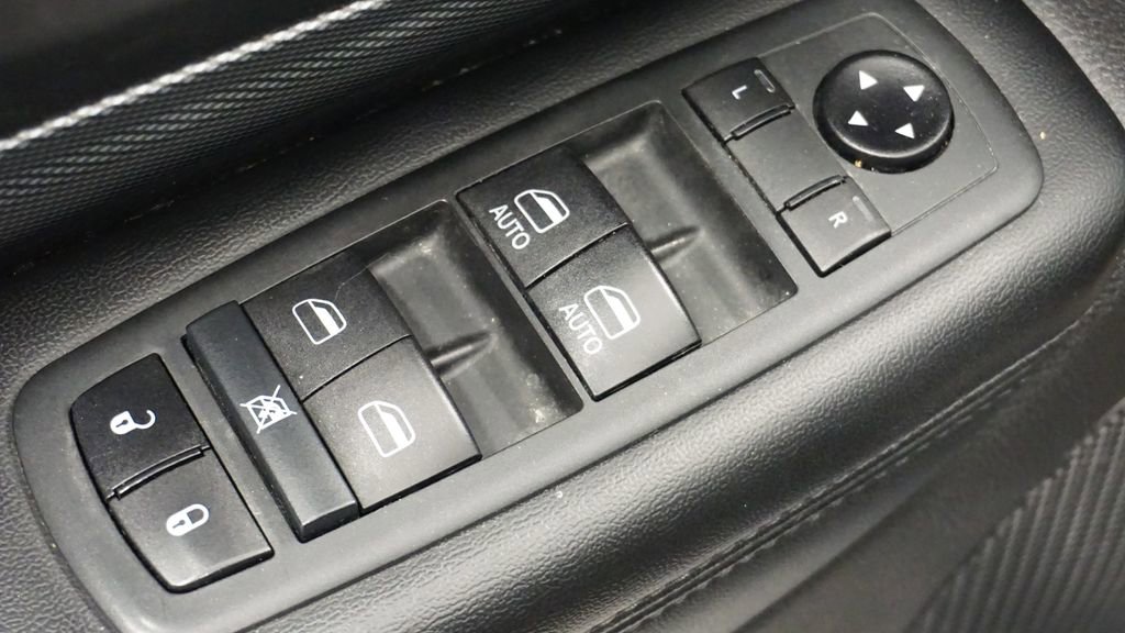 Certified 2020 Dodge Durango GT image 29