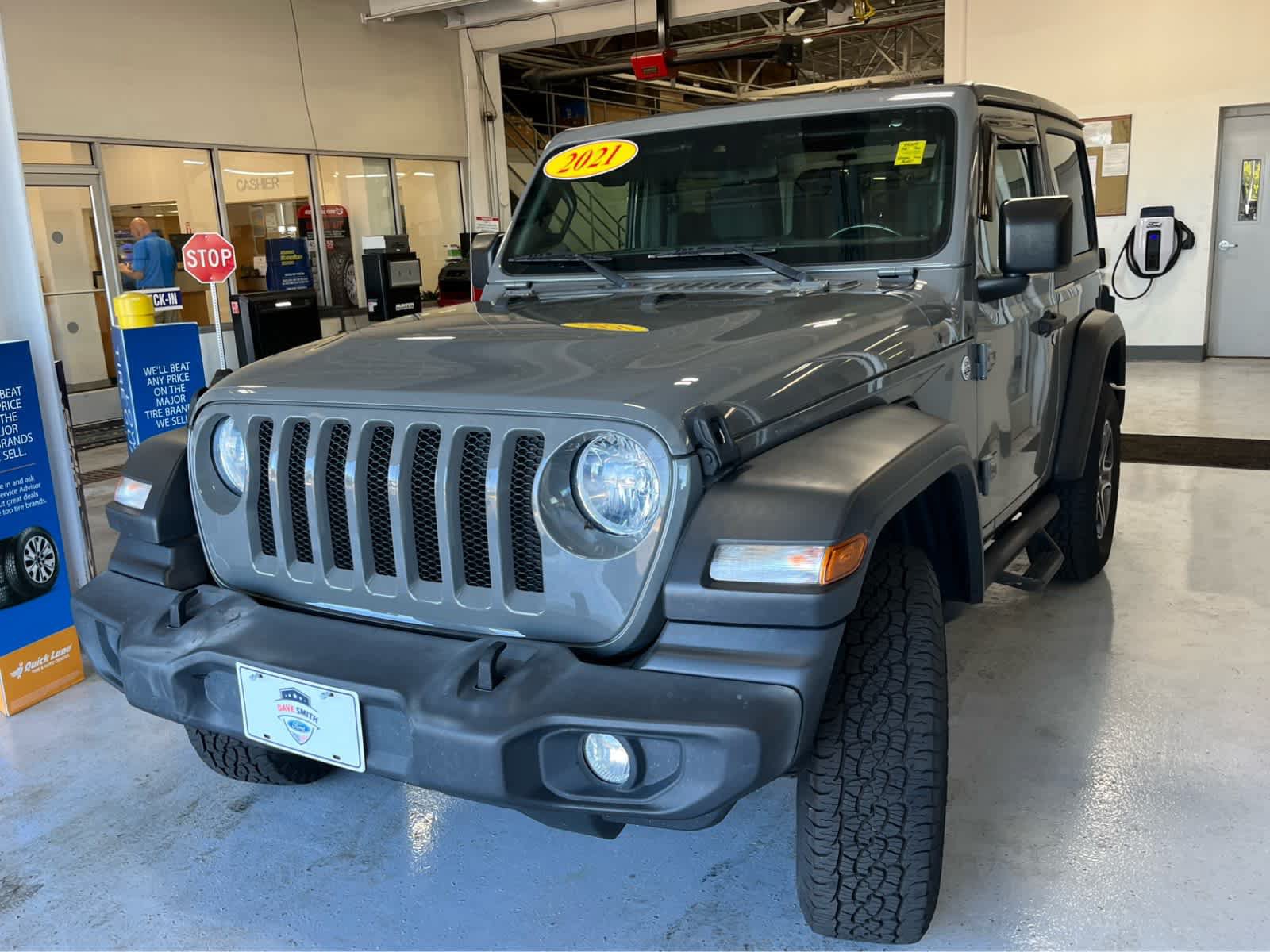 Used 2021 Jeep Wrangler Sport AWD/4WD image 5