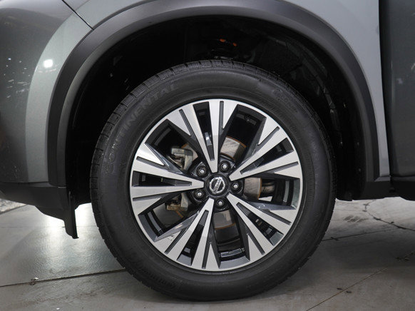 Used 2021 Nissan Rogue SV image 30