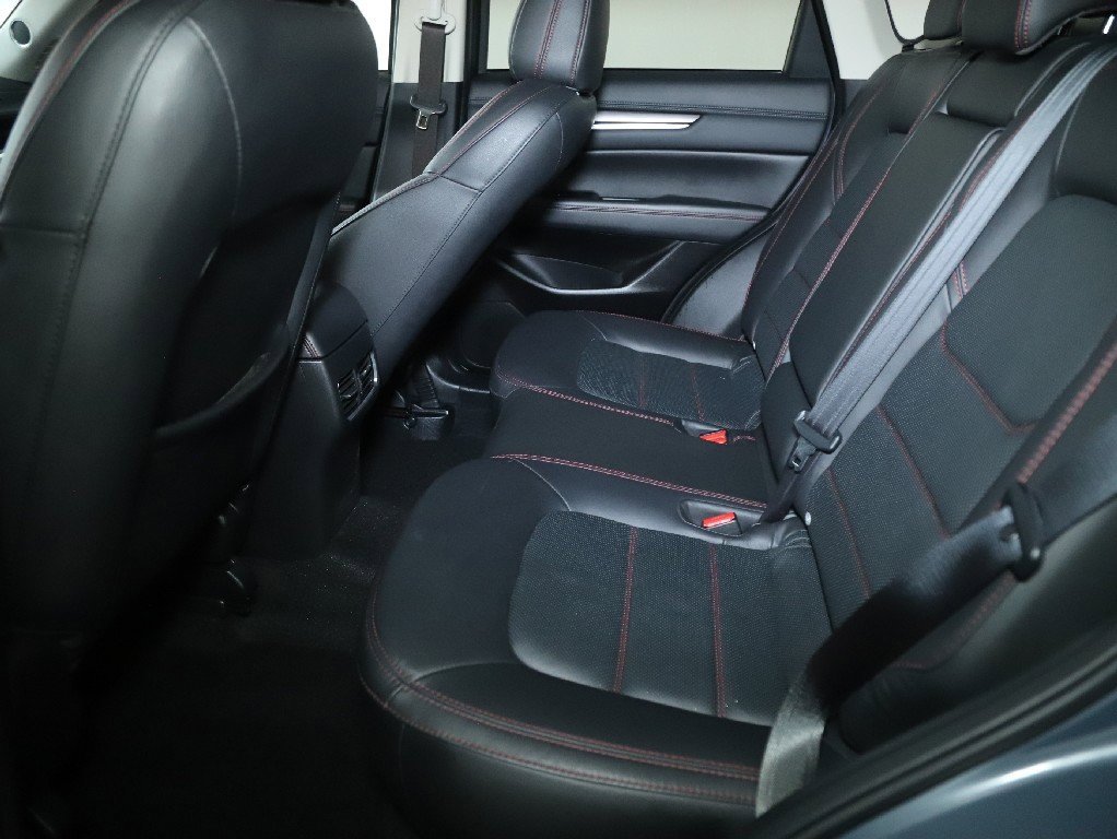 Certified 2023 MAZDA CX-5 Carbon Edition image 14
