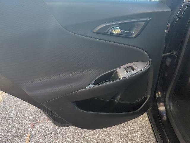 Used 2023 Chevrolet Malibu LT image 19
