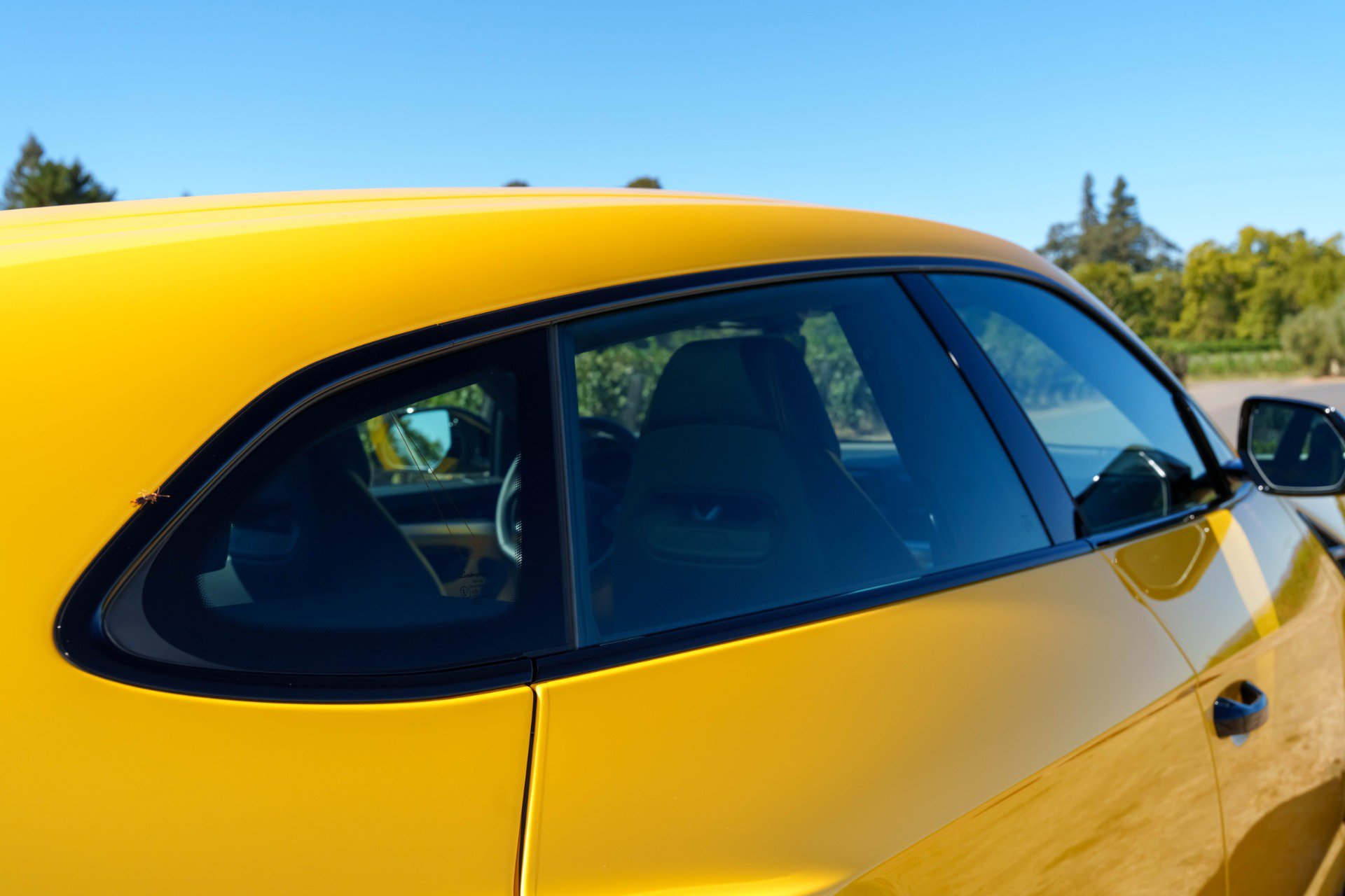 Used 2025 Lamborghini Urus SE image 14