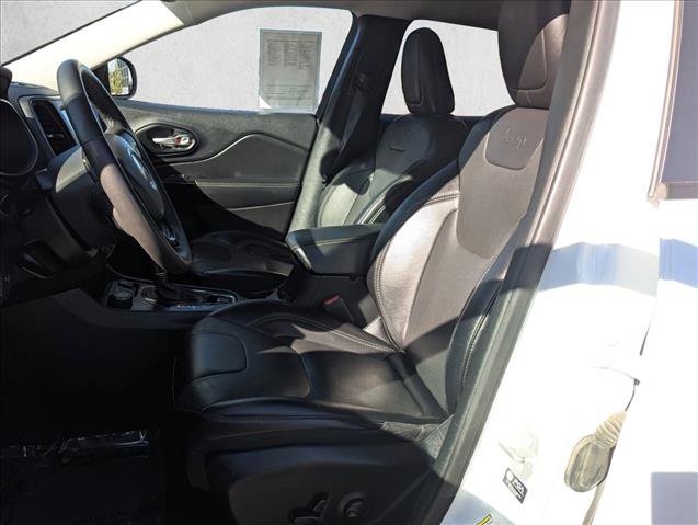 Used 2023 Jeep Cherokee Altitude Lux image 17