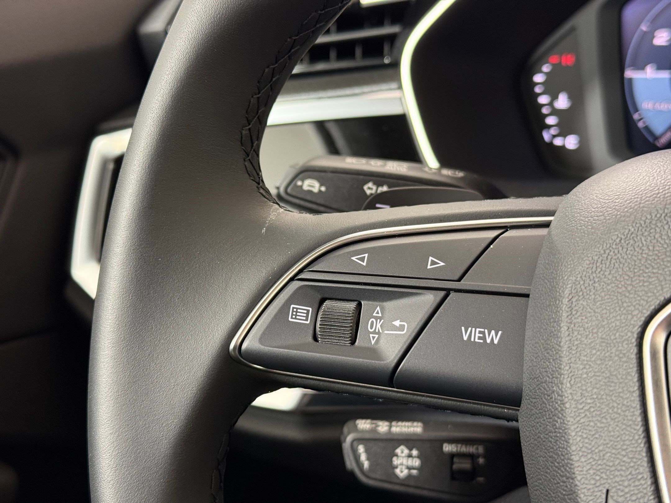 New 2025 Audi Q3 2.0T Premium image 16