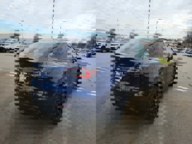 Used 2021 Tesla Model Y Long Range image 5