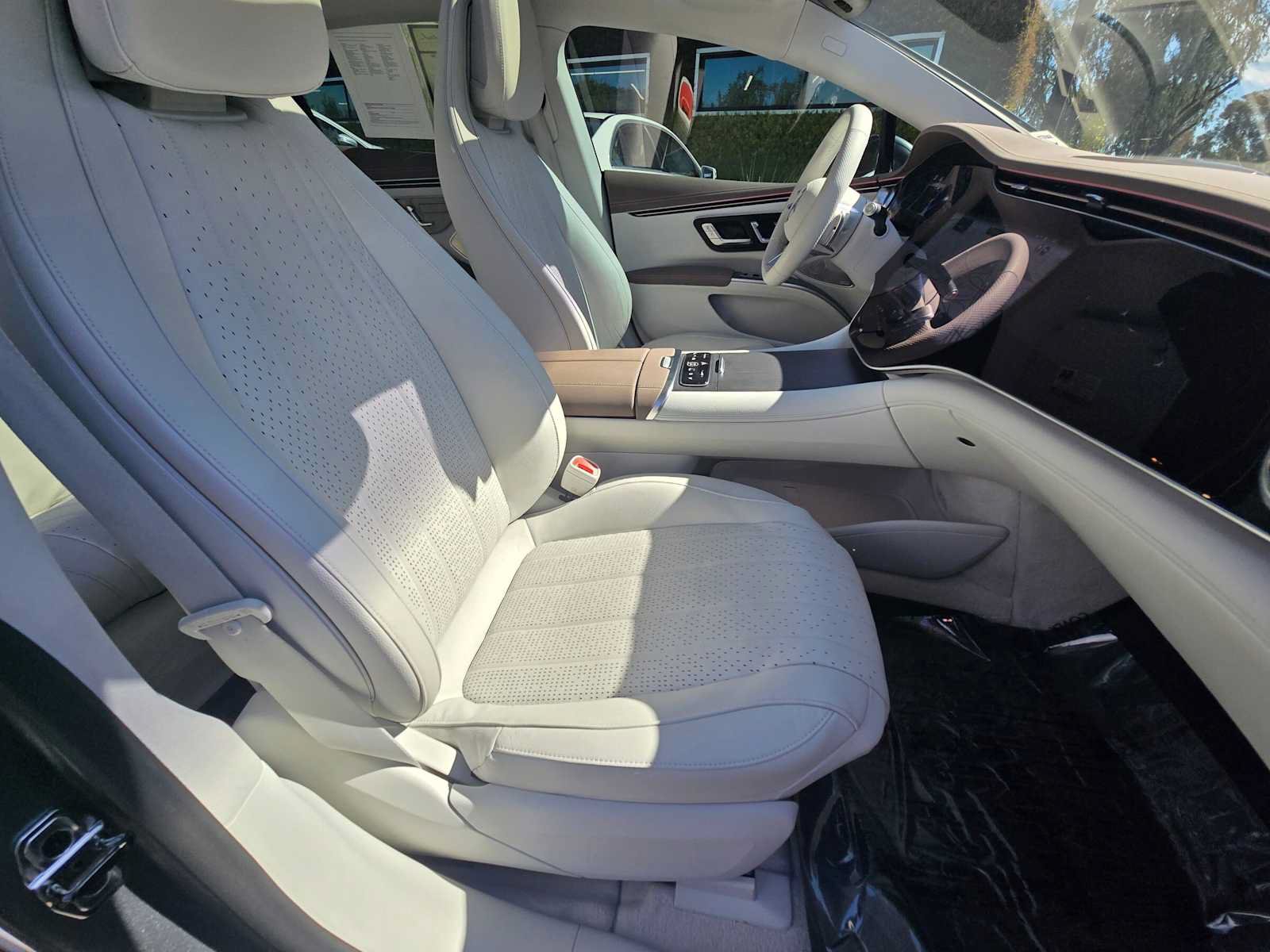 Certified 2024 Mercedes-Benz EQS 580 4MATIC Sedan image 10