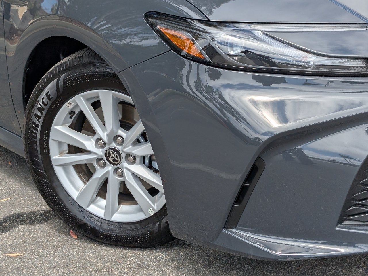 Used 2026 Toyota Camry LE FWD image 10