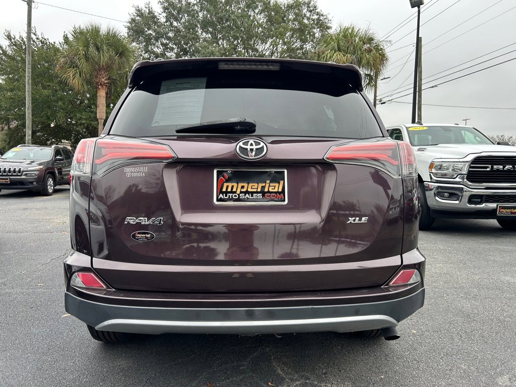 Used 2017 Toyota RAV4 XLE FWD image 7