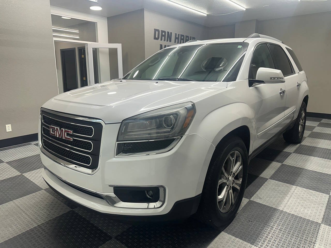 Used 2016 GMC Acadia SLT w/ Open Road Package AWD/4WD image 4