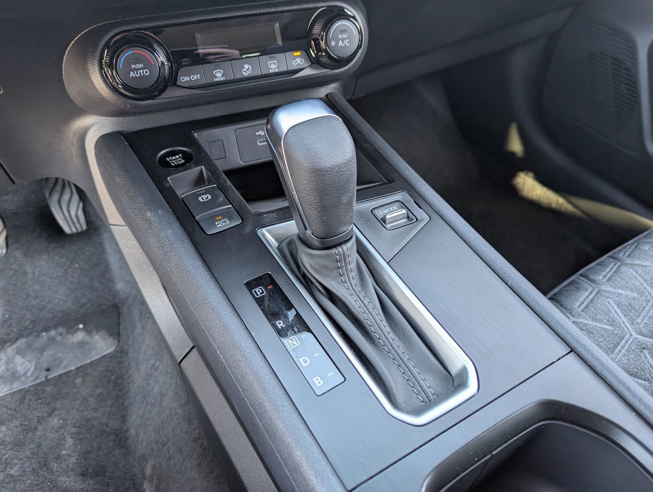 New 2026 Nissan Kicks SV image 20