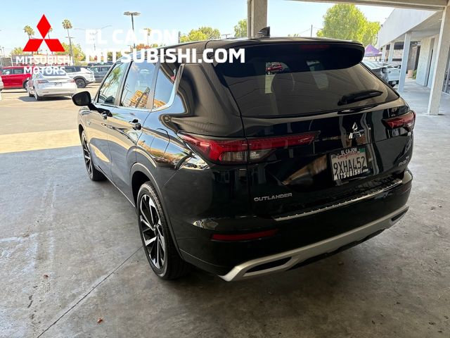 Used 2025 Mitsubishi Outlander SE AWD/4WD image 6