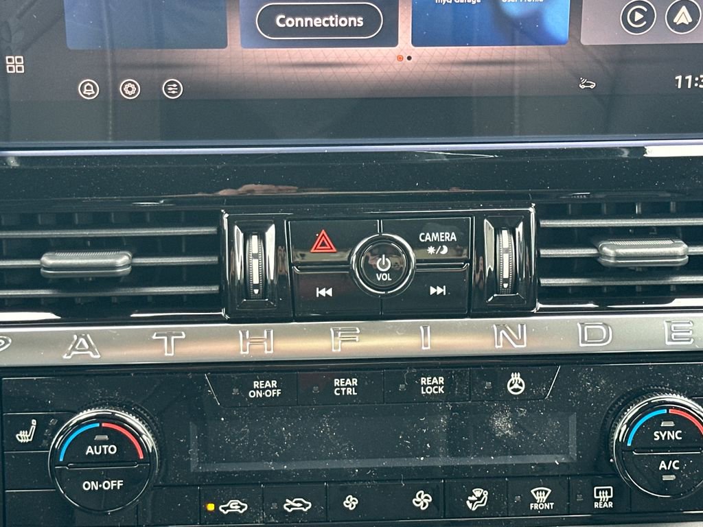 New 2026 Nissan Pathfinder SL AWD/4WD image 23