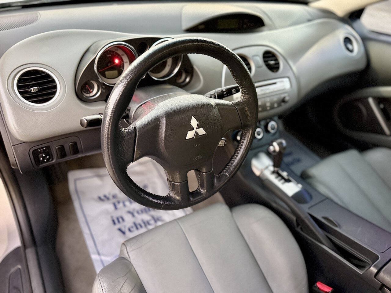 Used 2007 Mitsubishi Eclipse SE FWD image 11