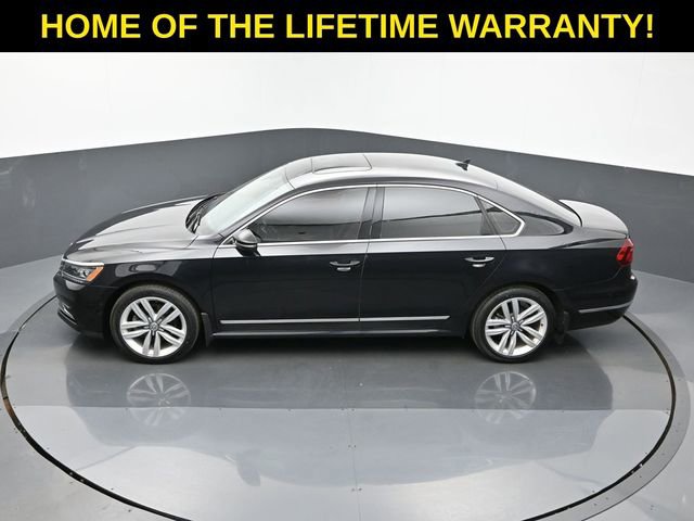 Used 2017 Volkswagen Passat 1.8T SEL Premium image 60