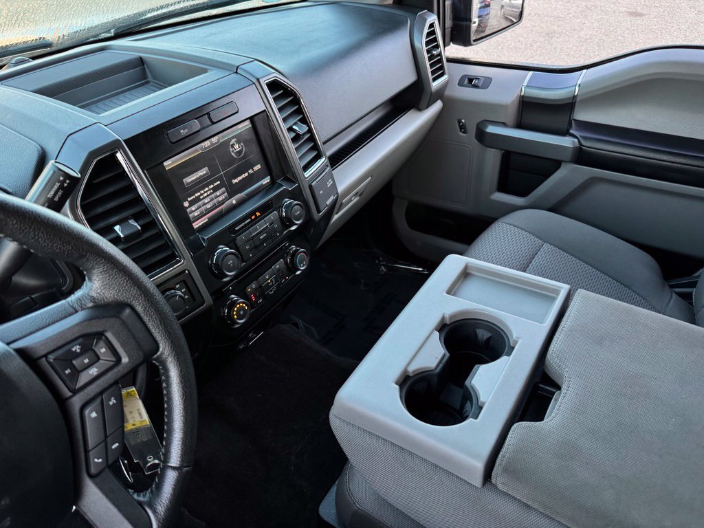 Used 2015 Ford F150 XLT w/ Equipment Group 302A Luxury AWD/4WD image 19