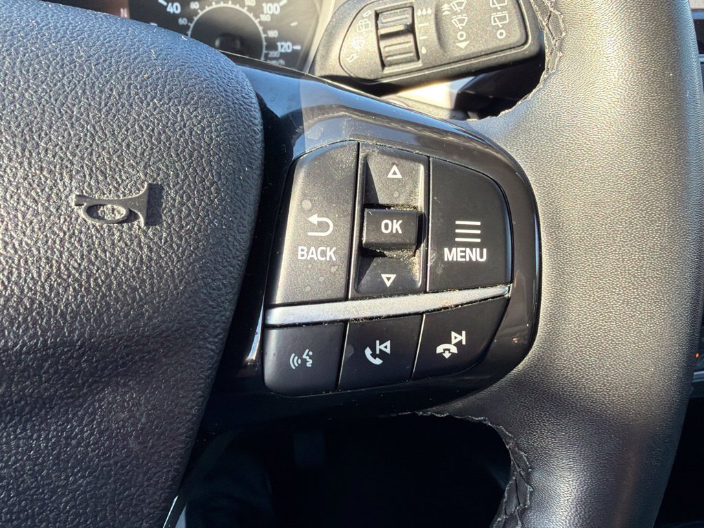 Used 2022 Ford Escape SE w/ Cold Weather Package AWD/4WD image 28