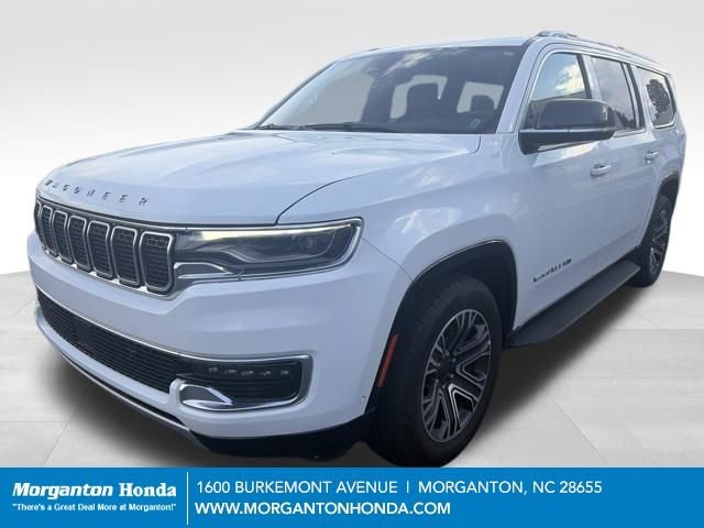 Used 2024 Jeep Wagoneer L Series II w/ Flexible Seating Group AWD/4WD image 3