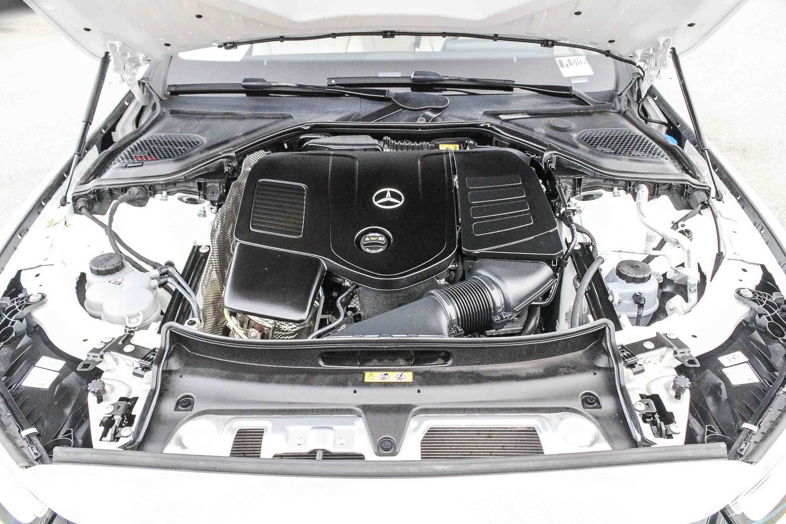 Certified 2025 Mercedes-Benz E 350 4MATIC Sedan image 26