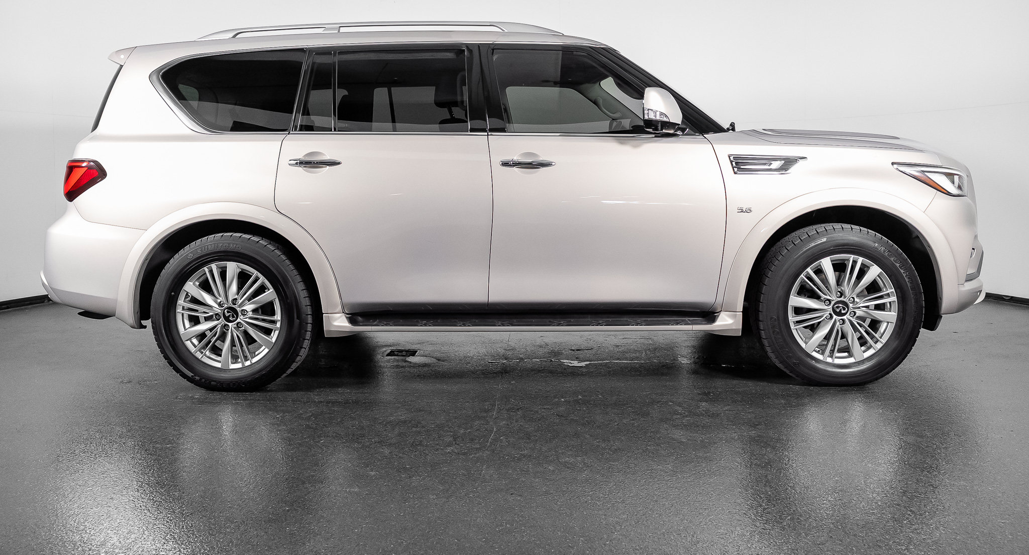 Used 2019 INFINITI QX80 Luxe w/ Proassist Package RWD image 28