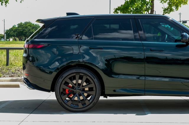 New 2026 Land Rover Range Rover Sport Dynamic SE AWD/4WD image 8