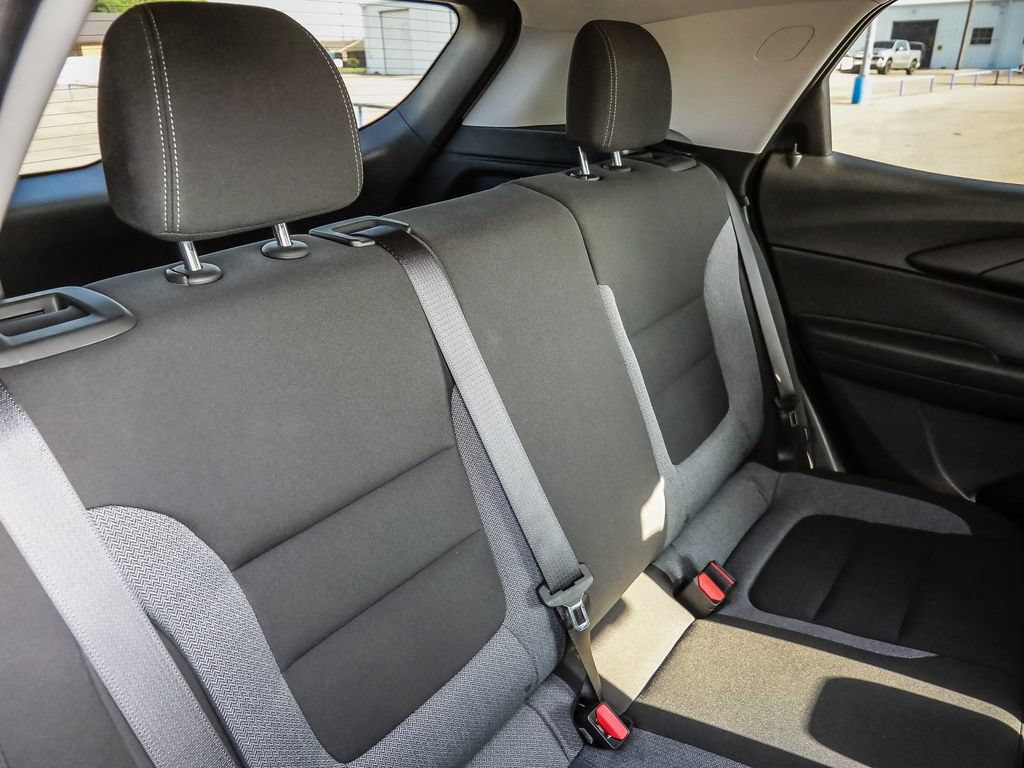 Used 2022 Chevrolet TrailBlazer LT w/ Convenience Package FWD image 77