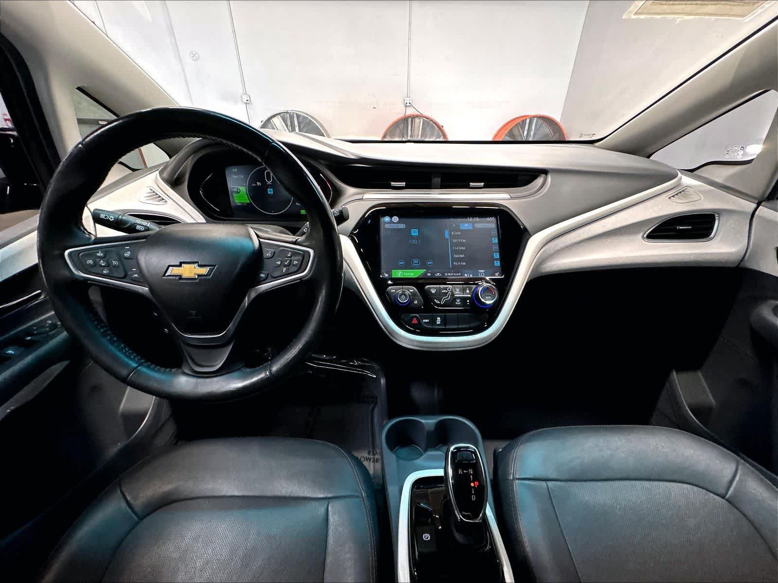 Used 2018 Chevrolet Bolt Premier w/ Driver Confidence II Package FWD image 16