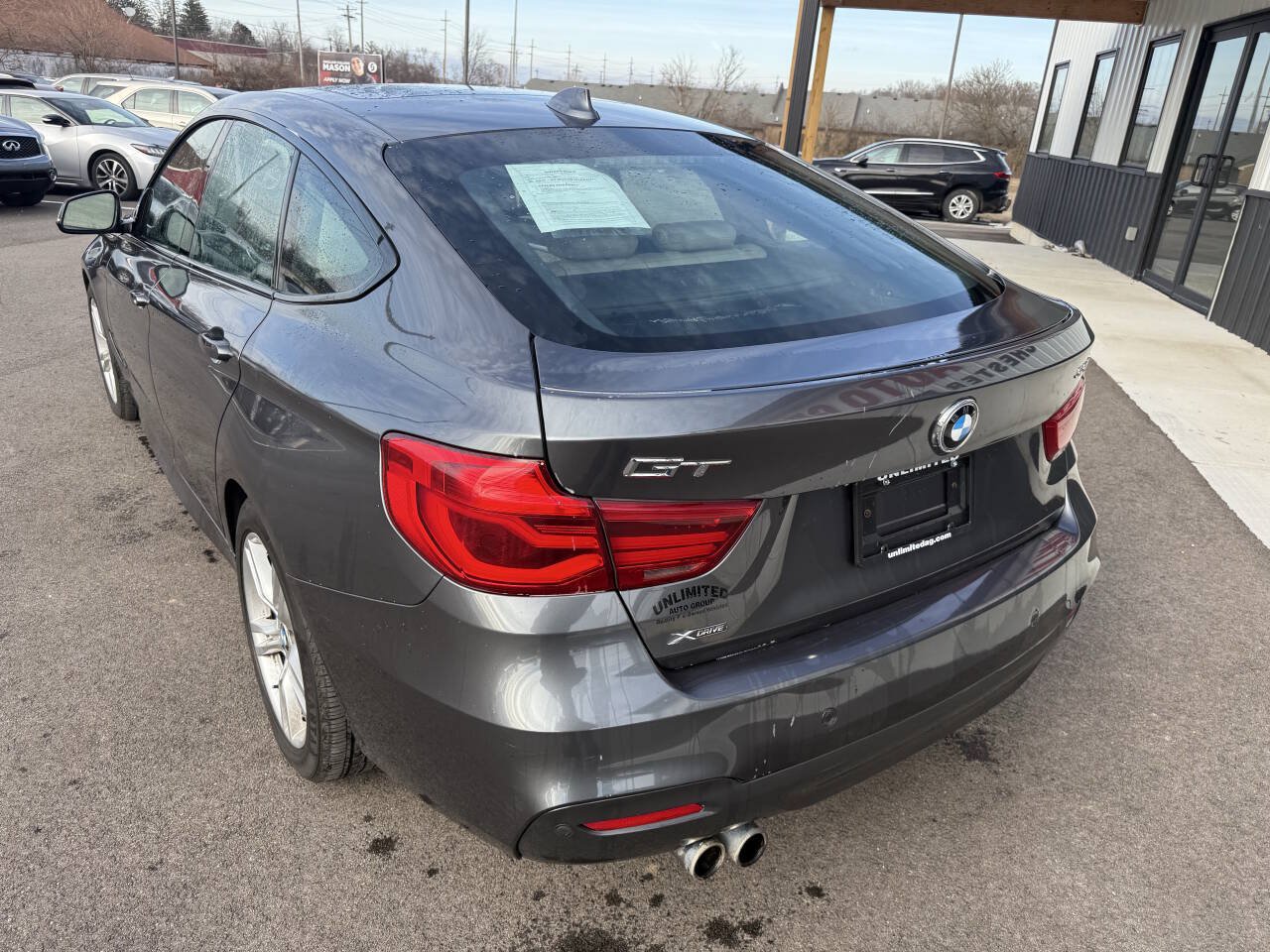 Used 2017 BMW 330i Gran Turismo xDrive AWD/4WD image 10