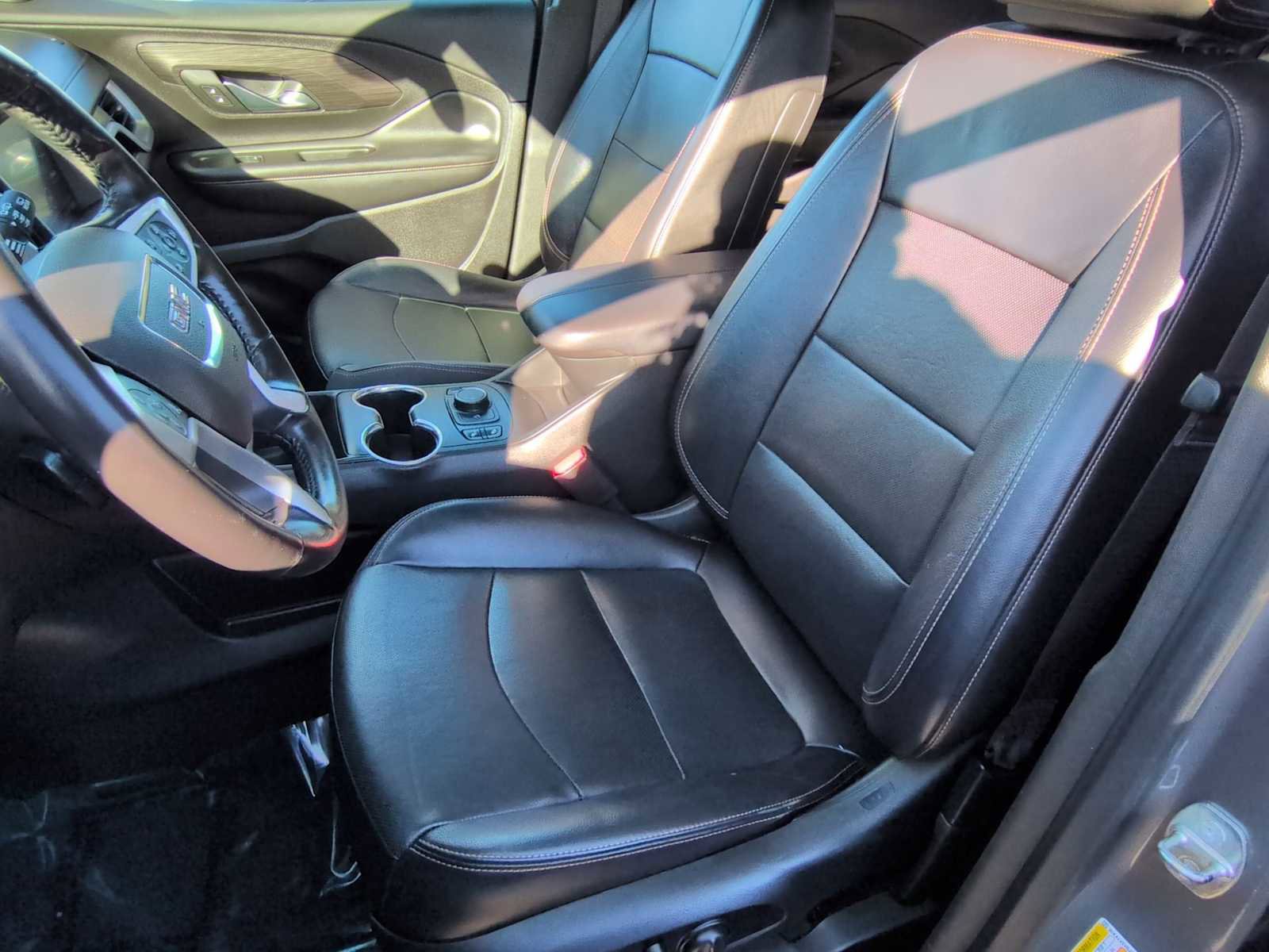 Used 2018 GMC Terrain SLT w/ Preferred Package image 17