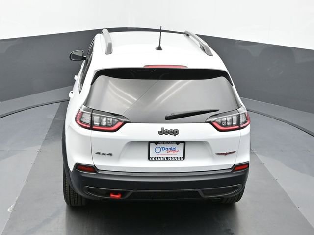 Used 2019 Jeep Cherokee Trailhawk w/ Cold Weather Group image 16