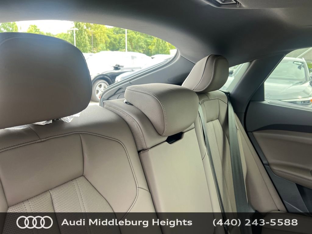 Used 2025 Audi Q5 Premium Plus w/ Premium Plus image 35