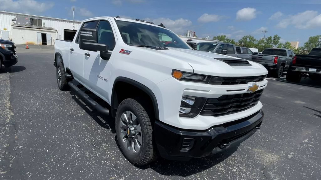 New 2026 Chevrolet Silverado 2500 Custom w/ Custom Value Package AWD/4WD image 4