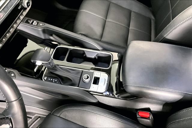 Used 2020 Kia Telluride EX w/ EX Premium Package FWD image 17
