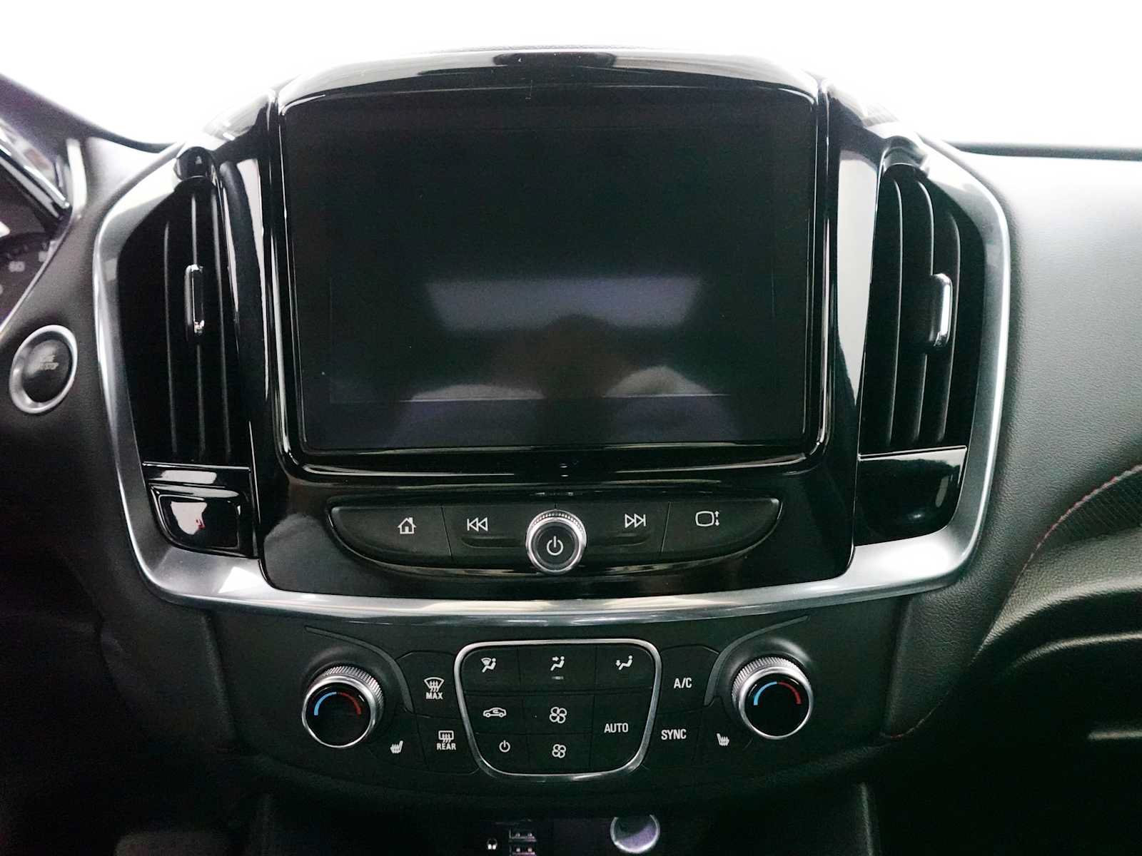 Used 2023 Chevrolet Traverse RS AWD/4WD image 22