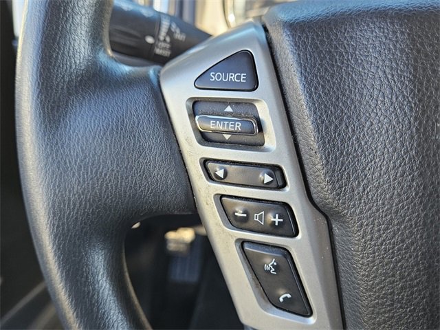 Used 2019 Nissan Titan SV image 28