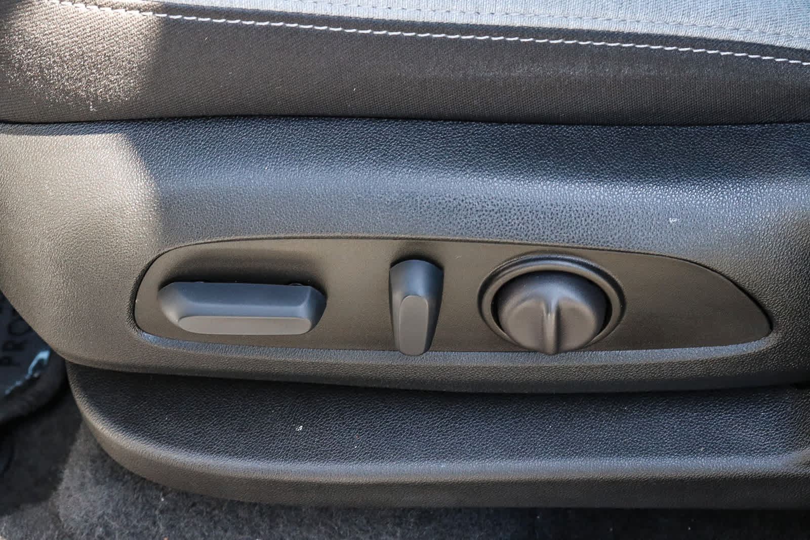 Used 2023 Chevrolet Equinox LS w/ LS Convenience Package FWD image 29