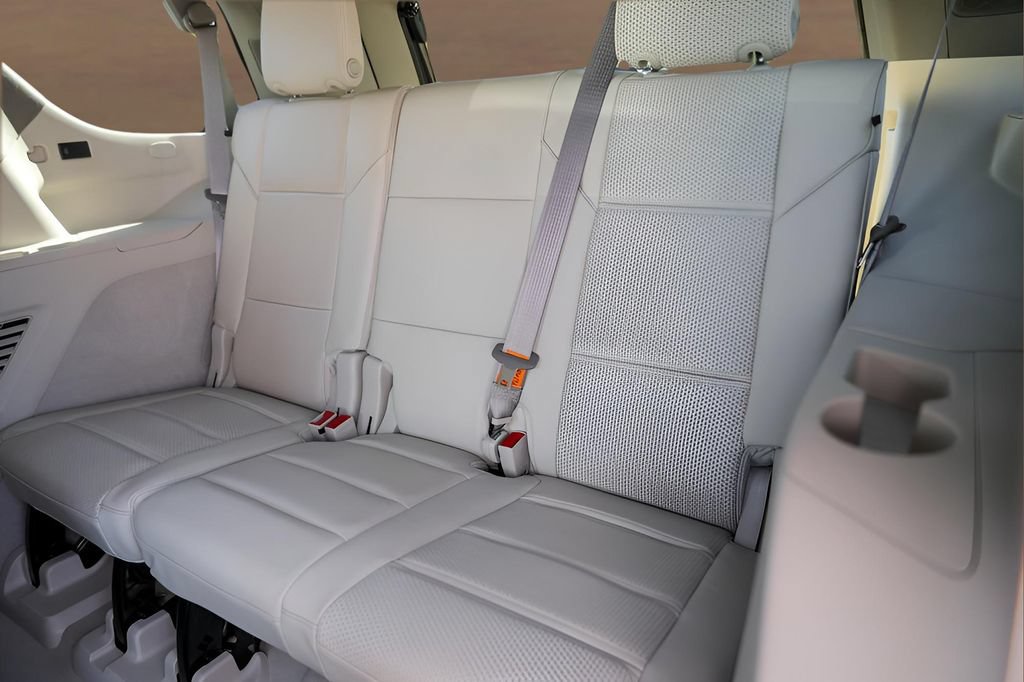 Certified 2024 Cadillac Escalade Premium Luxury Platinum w/ Heavy-Duty Trailer Package AWD/4WD image 22