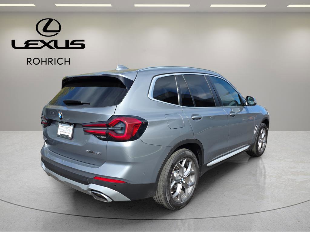 Used 2024 BMW X3 xDrive30i w/ Premium Package image 5