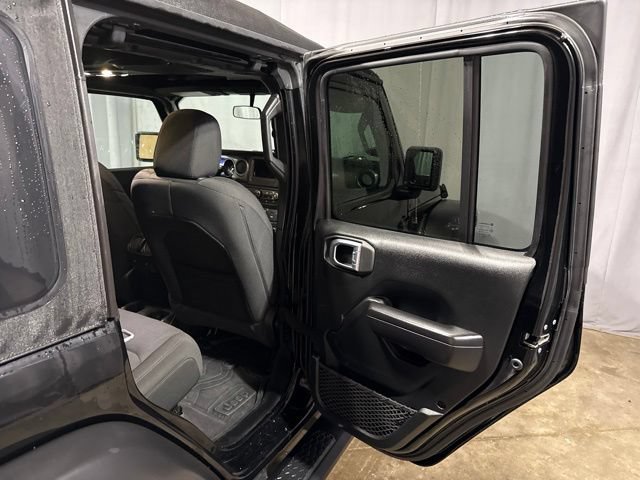 Used 2021 Jeep Wrangler Unlimited Sport AWD/4WD image 28