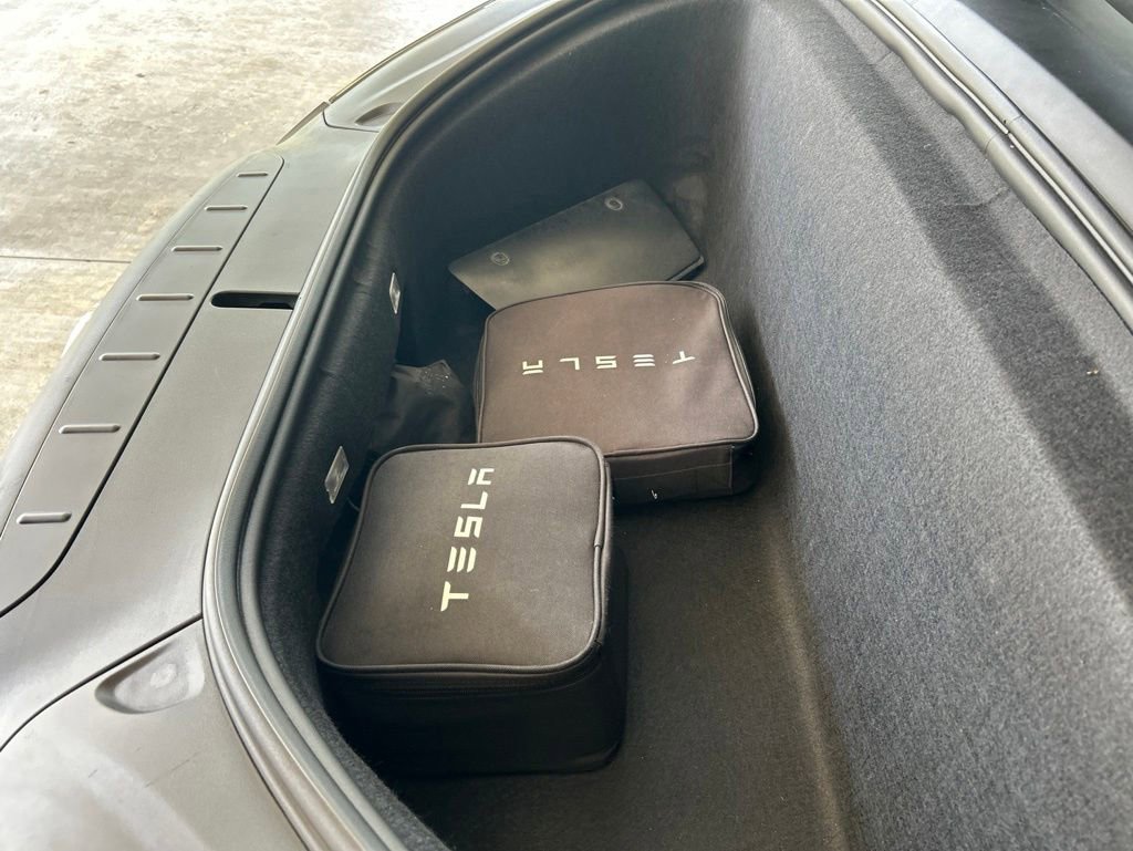 Used 2018 Tesla Model X 75D AWD/4WD image 12