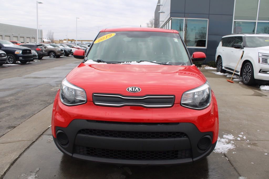 Used 2019 Kia Soul image 2