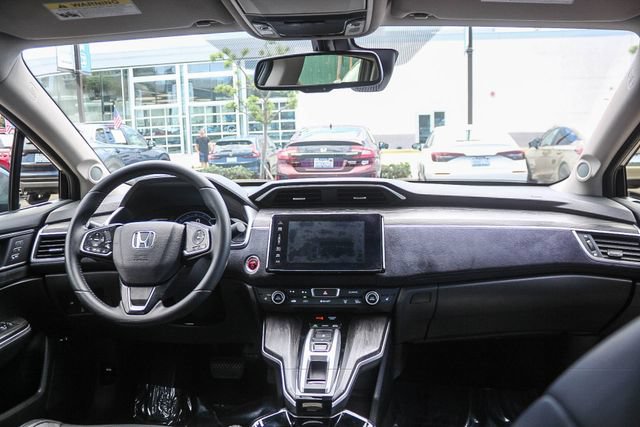Used 2018 Honda Clarity Touring image 16