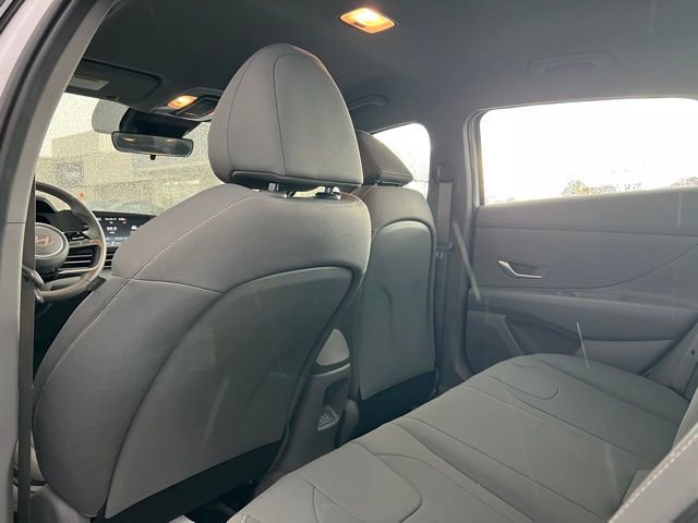 Certified 2025 Hyundai Elantra Sport image 11