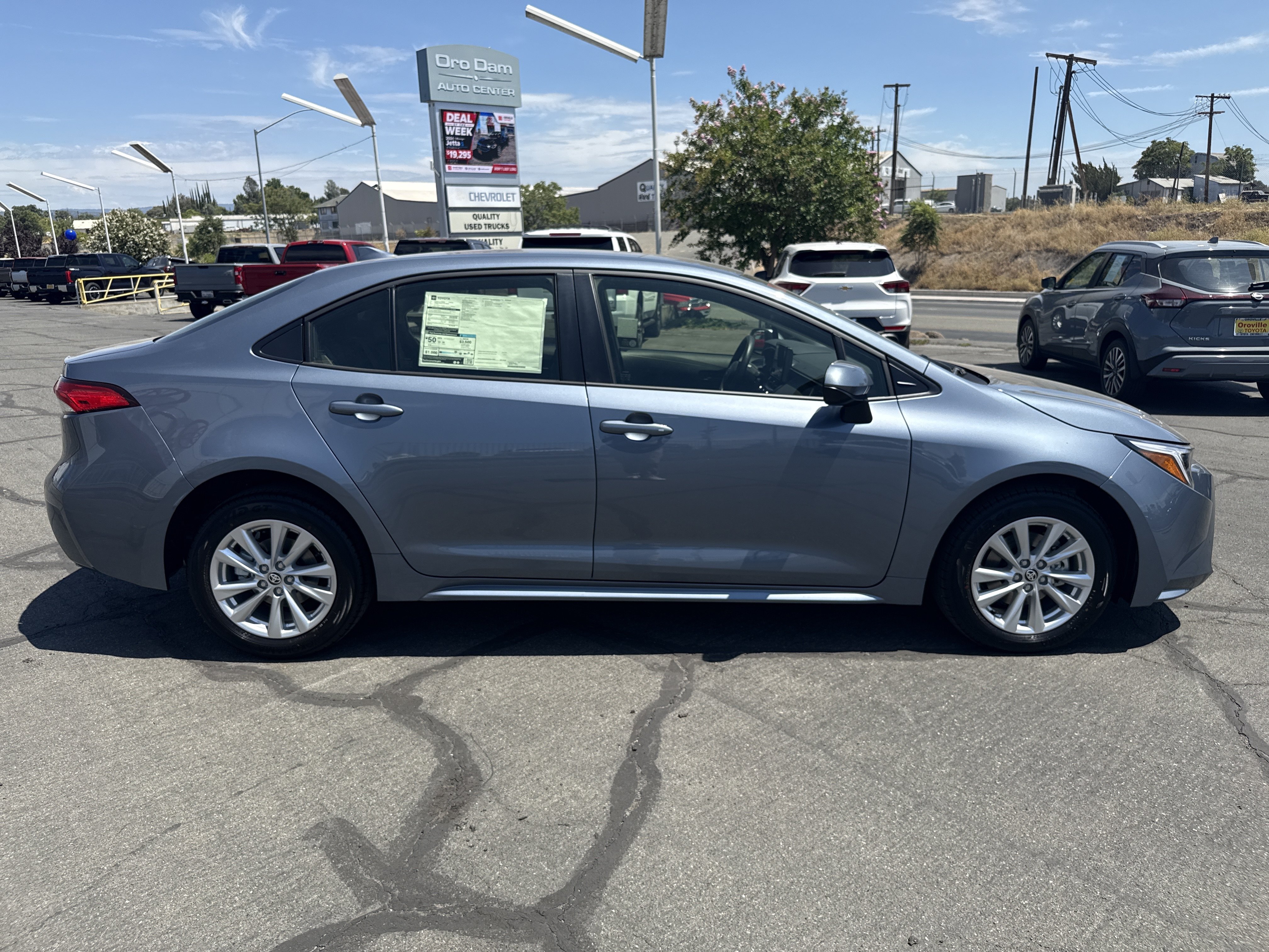 New 2026 Toyota Corolla LE w/ LE Premium Package FWD image 5