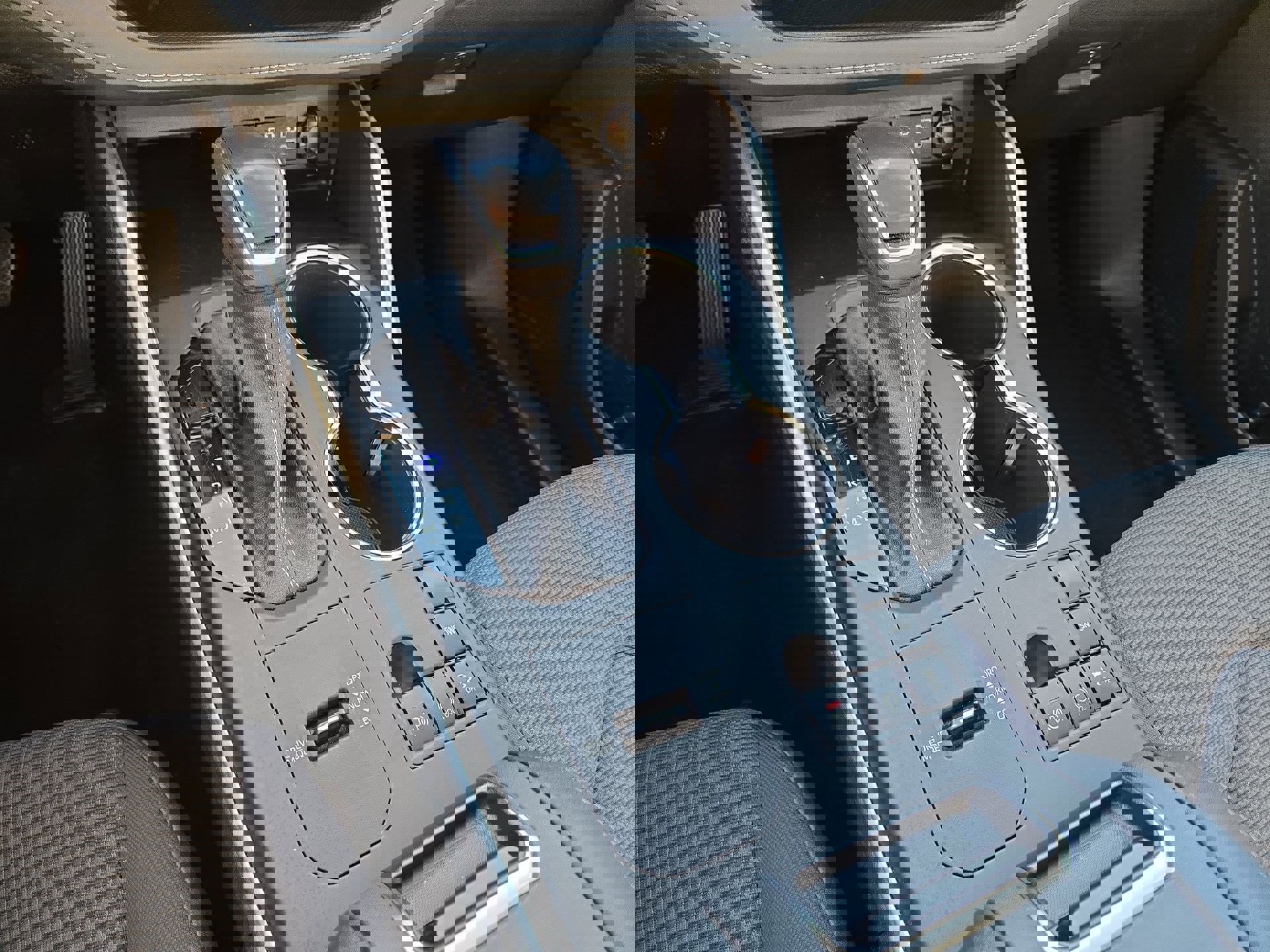 Used 2023 Toyota Highlander LE image 22