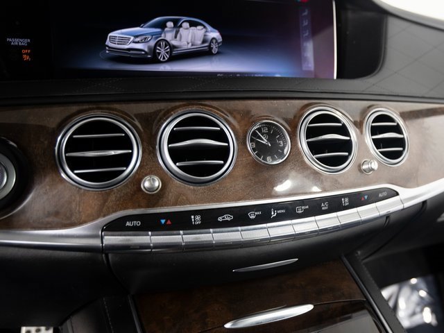Used 2019 Mercedes-Benz S 560 Sedan w/ AMG Line Exterior image 22