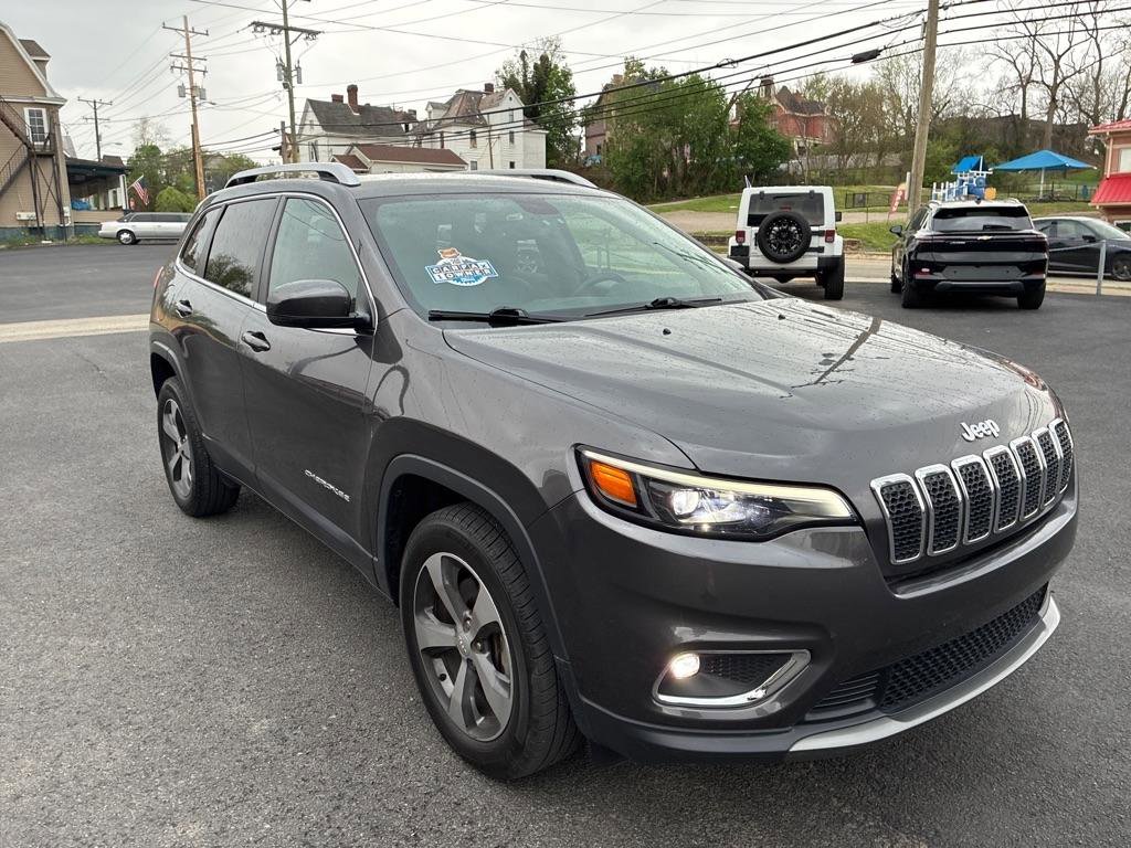 Used 2019 Jeep Cherokee Limited AWD/4WD image 6